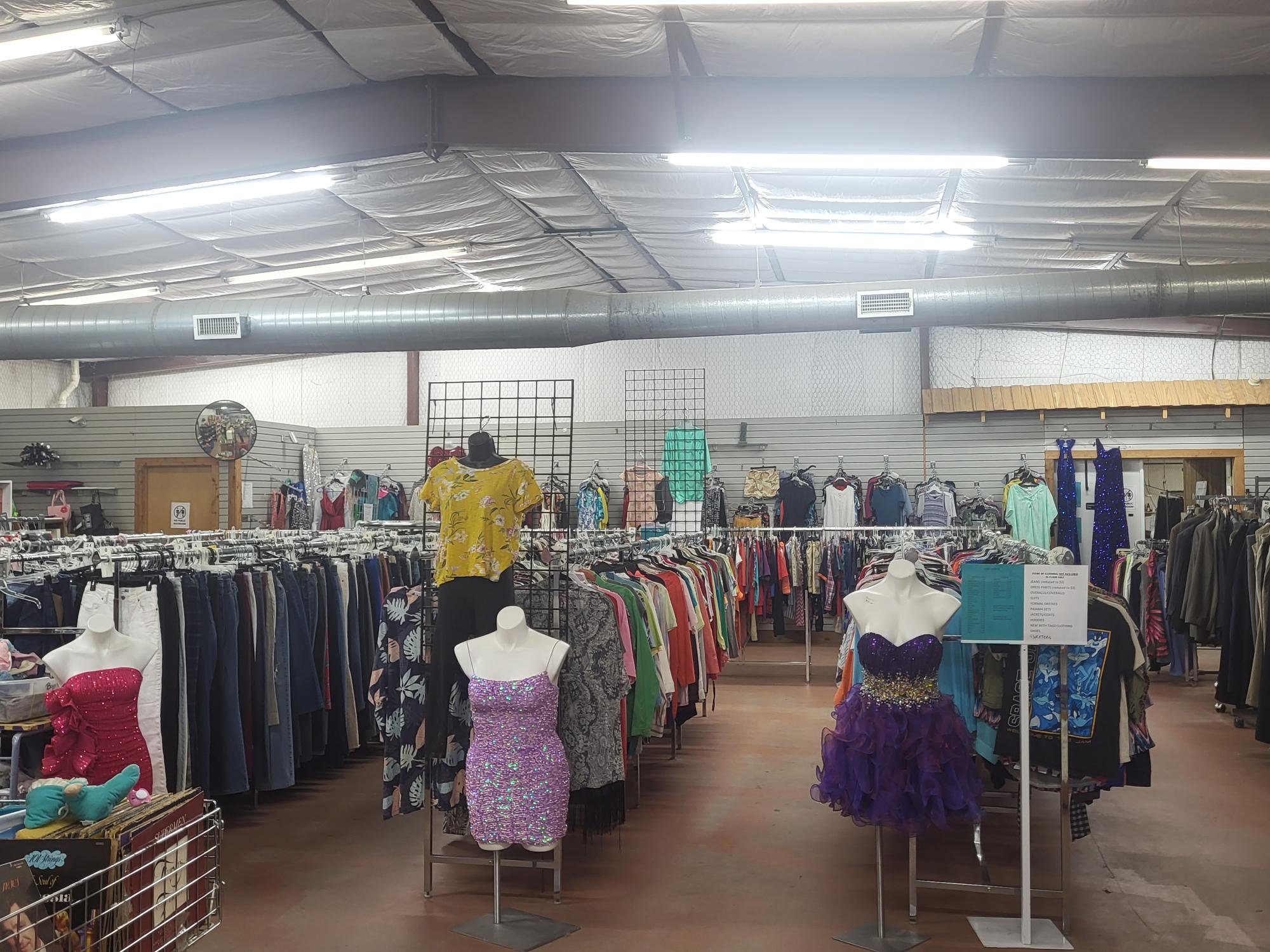 SAFE-T Thrift Store — SAFE-T Crisis Center